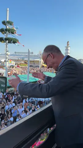 O’ zapft is! Drei Parteien, ein Ziel: Deutschland nach vorne bringen.