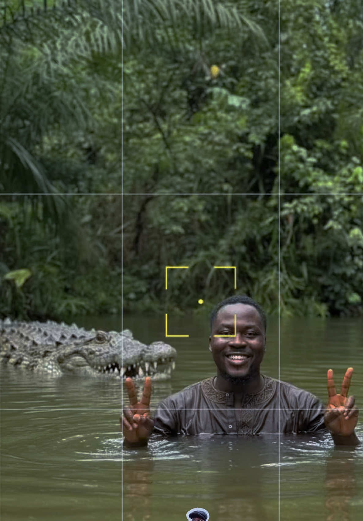 Crocodile in the water with me 