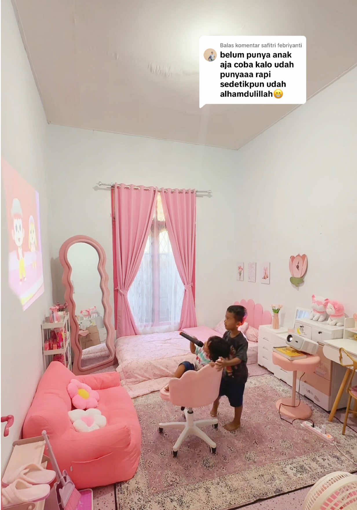 Membalas @safitri febriyanti udah 2 ni anggota🫢 #fyp #kamaraesthetic #kamarpink #kamarimpian #aesthetic 