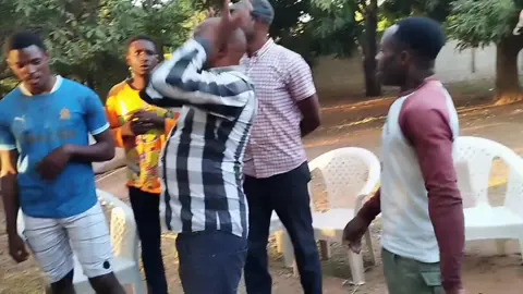 sasa huwa anakuimbia hivyo, au tusikufokee,, 😂😂🤣🤣🤣🤣🤣 waimbieni wapenzi na wake zenu hivyo😂😂🤣 #catholic #kwayakatoliki #mkatolikidaima #mkatolikidaima #ndoa 