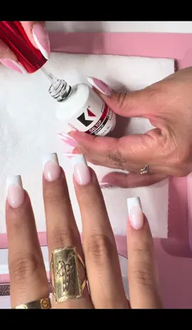 Top coat Favorito 😍  #uñasacrílicas #explora #nailtutorialclips #kupatopcoat #nailtrends 