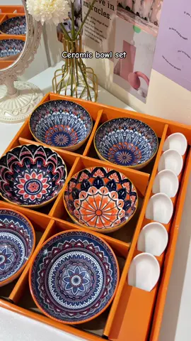 Started collecting ceramic bowls because they are too pretty~ #ceramicbowls #ceramic #soupbowl 