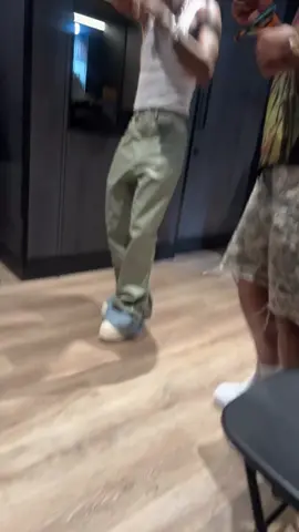 BIG ENERGY! 😂❤️  #OneCondition #fyppppppppppppppppppppppp #wizkid #wizkidnews #viral @Wizkid 