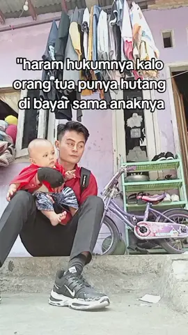 kyak duda anak satu gak sih gess :,v #plecit #koperasi 