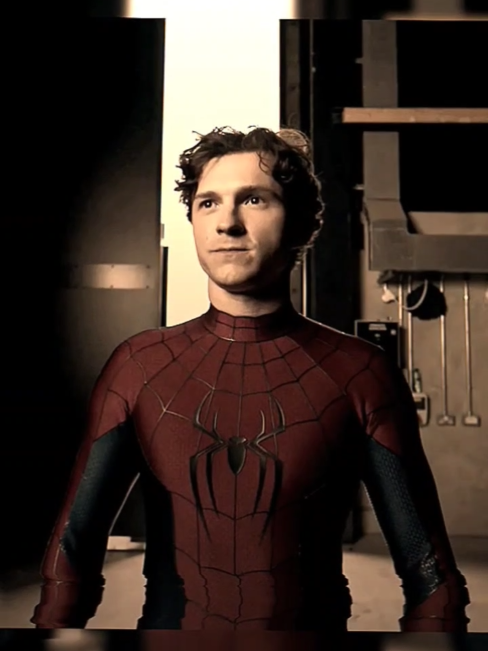 Tom Holland mengalami kecelakaan saat syuting spider man brand new day, sehingga dia mengalami gegar otak#spiderman #spidermanbrandnewday #tomholland #peterparker #mcuedit 