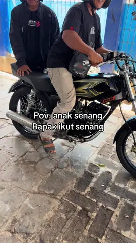 Semoga sehat selalu dan menjadi berkah pakk aminn #rxking #rxkingmodifikasi #byangkerok135 #rxkingindonesia #rxkingnusantara 