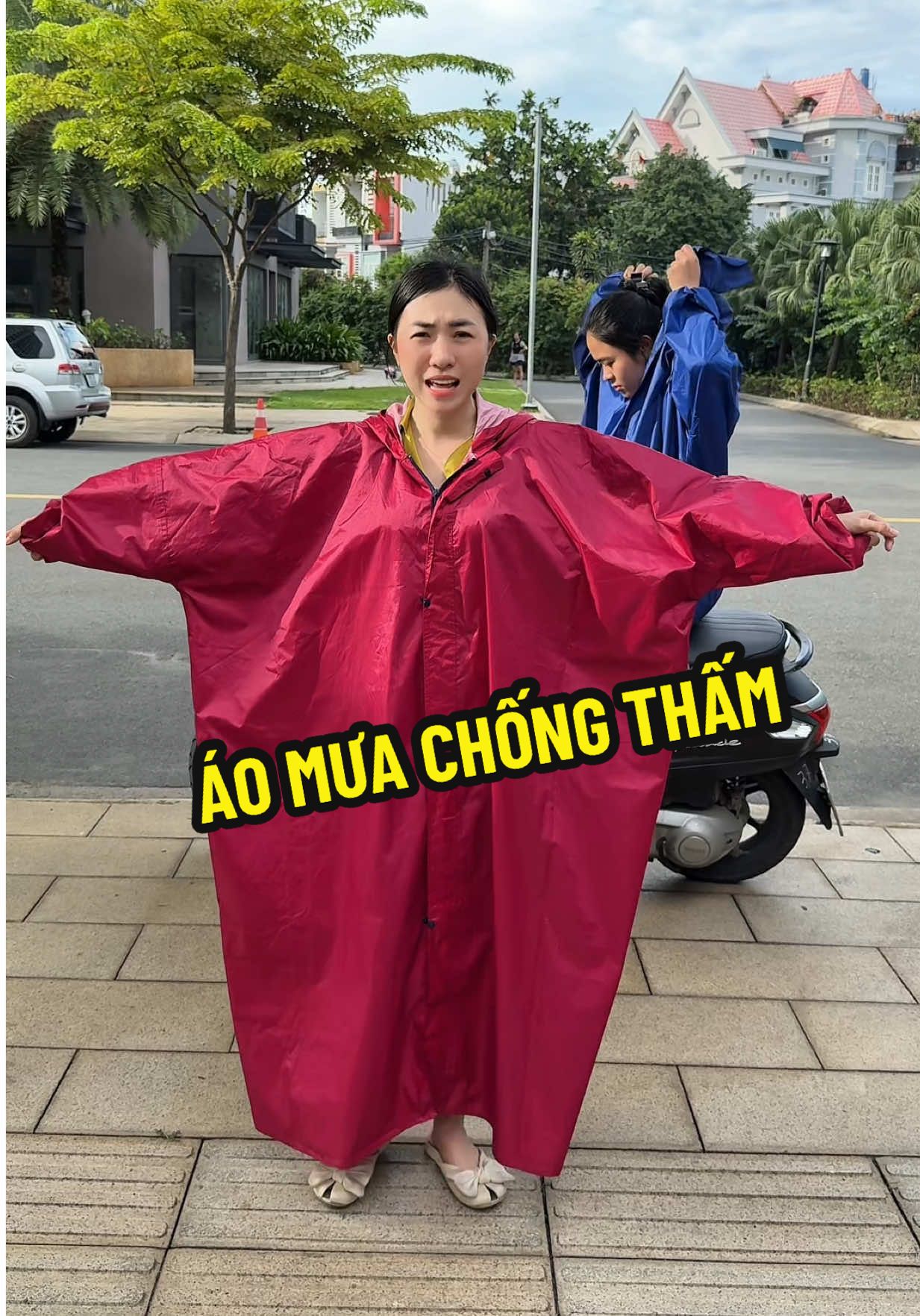 Áo mưa khóa kéo trước tiện lợi, mùa mưa siêu cần #aomuachongtham #aomuakhoakeotruoc #aomua #tiemmerio  @Tiệm Mẹ Rio  @Tiệm Mẹ Rio  @Tiệm Mẹ Rio 