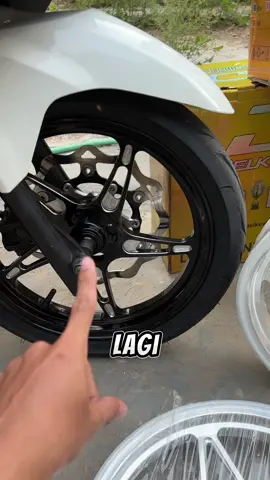 cakep yah velg bintang laut delkevic #velgdelkevic #varioled #cnc #velgbintanglaut 