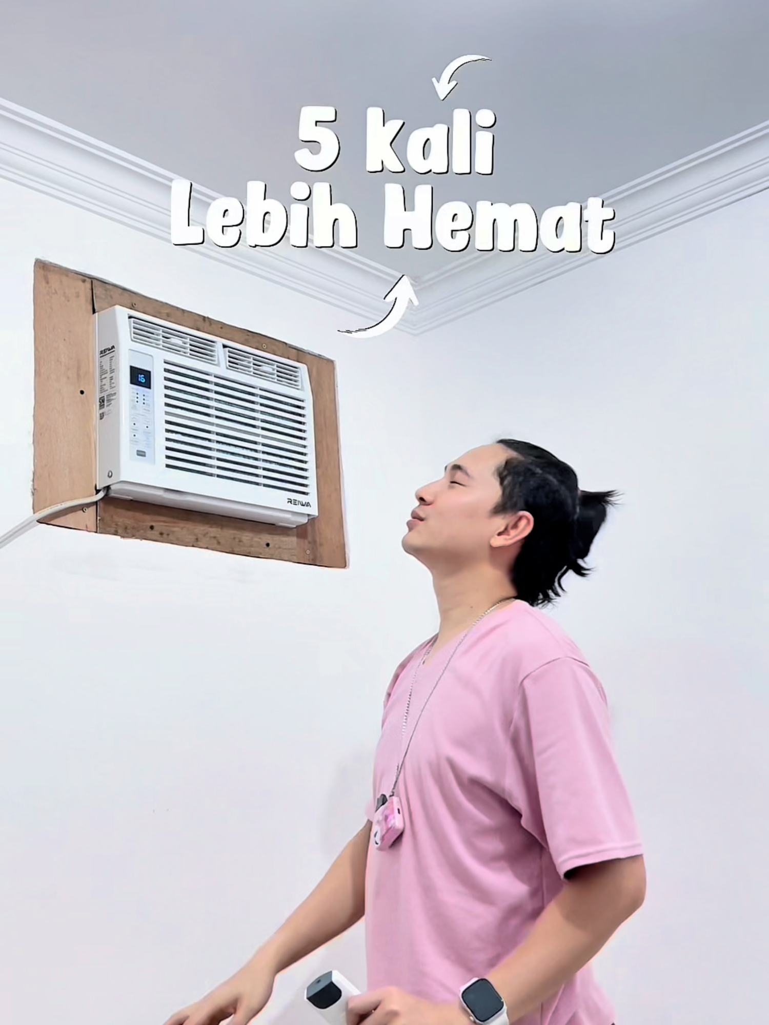 Ademnya ngebut, tapi tagihannya tetap smooth dengan Window AC REIWA CW-0501 RA. Fitur Direct Cooling bikin ruangan cepat dingin tapi tetap hemat karena kamu bisa pasang dan bersihin sendiri. Tinggal tarik filternya dan bersihkan dengan air.  Nikmati sensasi dingin tanpa boros dengan Window AC REIWA. Dapatkan sekarang di offline dan online store REIWA! #Reiwa #LivingStyle #homeappliances #lifestyle #ReiwaNewEra #NewEraAppliances #windowac