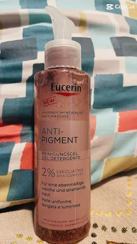✨ Eucerin Anti-Pigment Reinigungsgel ✨ Mit 2% AHA-Complex für ein sanftes Peeling, das hilft, Hyperpigmentierung zu reduzieren und die Haut sichtbar ebenmäßiger, weicher und strahlender macht. 🌸 🌿 Geeignet für die tägliche Anwendung 🌟 Dermatologisch getestet 💧 Für alle Hauttypen #Eucerin #AntiPigment #Hautpflege #GlowSkin #SkincareRoutine    ✨💧🌿 Danke an @Eucerin Deutschland @ReviewClub 