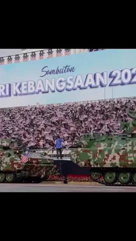 31/8/2025 - Keberangkatan Yang di-Pertuan Agong dan Raja Permaisuri Agong Semarakkan Sambutan Hari Kebangsaan 2025. Daulat Tuanku 🇲🇾👑 ! #fyp #malaysia #merdeka68 #kingofmalaysia #monarchy 