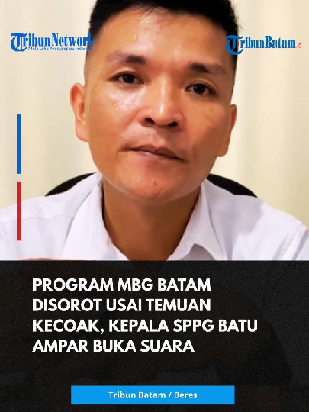 Temuan serangga dalam makanan Program Makan Bergizi Gratis (MBG) di SMAN 14 Batam sempat ramai diperbincangkan.  Menyikapi hal tersebut, pihak Satuan Pelayanan Pemenuhan Gizi (SPPG) Batu Ampar langsung melakukan pertemuan dengan pihak sekolah untuk mencari jalan terbaik. Kepala SPPG Batu Ampar, Yarmanto, menegaskan bahwa setelah diverifikasi, serangga yang ditemukan bukan kecoak melainkan jangkrik. Ia juga memastikan makanan tersebut belum sempat dikonsumsi oleh siswa. “Ini sudah kita selesaikan bersama pihak sekolah. Ke depan, kualitas akan lebih kita jaga, baik dari pihak dapur maupun sekolah. Kami juga akan memperketat pengawasan,” ujar Yarmanto. #viraltiktokvideo #batamtribun #tribunbatam #viralbatamtiktok #fyppppppppppppppppppppppp #hotnews #mbgdibatam