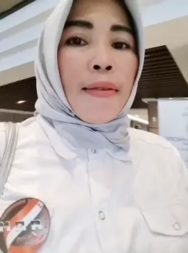 Ikutin live ARM mencari kebenaran penyetaraan ijazah wapres Gibran. https://youtu.be/U6GxxE3kGLA?si=al9BcIcfm02KMrsw Sidang gugatan perdata sebesar Rp 125 triliun terhadap Wakil Presiden Gibran Rakabuming Raka di Pengadilan Negeri Jakarta Pusat berlanjut ke tahap mediasi. https://www.youtube.com/live/KrUWKtlHNPk?si=Yes4t71Tp9sWvqlu Di depan kemendikbud Jakarta Selatan  Hari ini senin 22 september 2025  https://www.youtube.com/live/4zzWFaQJLnw?si=0DZYKudlkHPZFrTF Pakar Sebut Gugatan Ijazah SMA Gibran Sangat Menantang, Singgung Konsekuensi Wapres Diberhentikan. https://www.youtube.com/live/m-6rSR_pBfc?si=QaTijxpjLqtTMlw7 Sidang gugatan perdata sebesar Rp 125 triliun terhadap Wakil Presiden Gibran Rakabuming Raka di Pengadilan Negeri Jakarta Pusat berlanjut ke tahap mediasi.