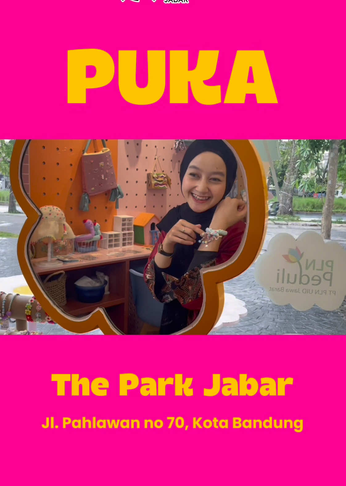 Panggilan kepada wargi kreatif! 👀🎀 Kali ini Ceu ntip main ke @PUKA • Pulas Katumbiri nihh, nyari outfit dan aksesoris unik 🛍️ kamu gamau coba belanja disini juga?? 🫣 #TheParkJabar #OutfitIdeas #RekomendasiOutfit #OutfitBandung #OOTD 
