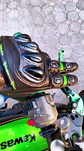 How to start moving in 1st gear on a Motorcycle #motorcycle #etmatrix 