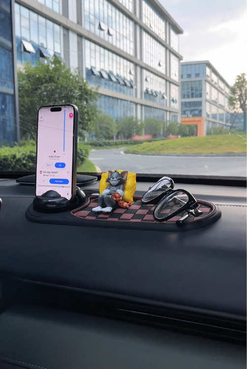 Anti slip Dash Mat#Car #CarAccessories #PhoneHolder #dash