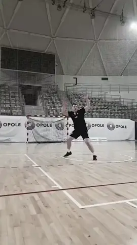Ankle Terminator #Ankle Terminator #Handball Handball Handsome moves are only played once. 