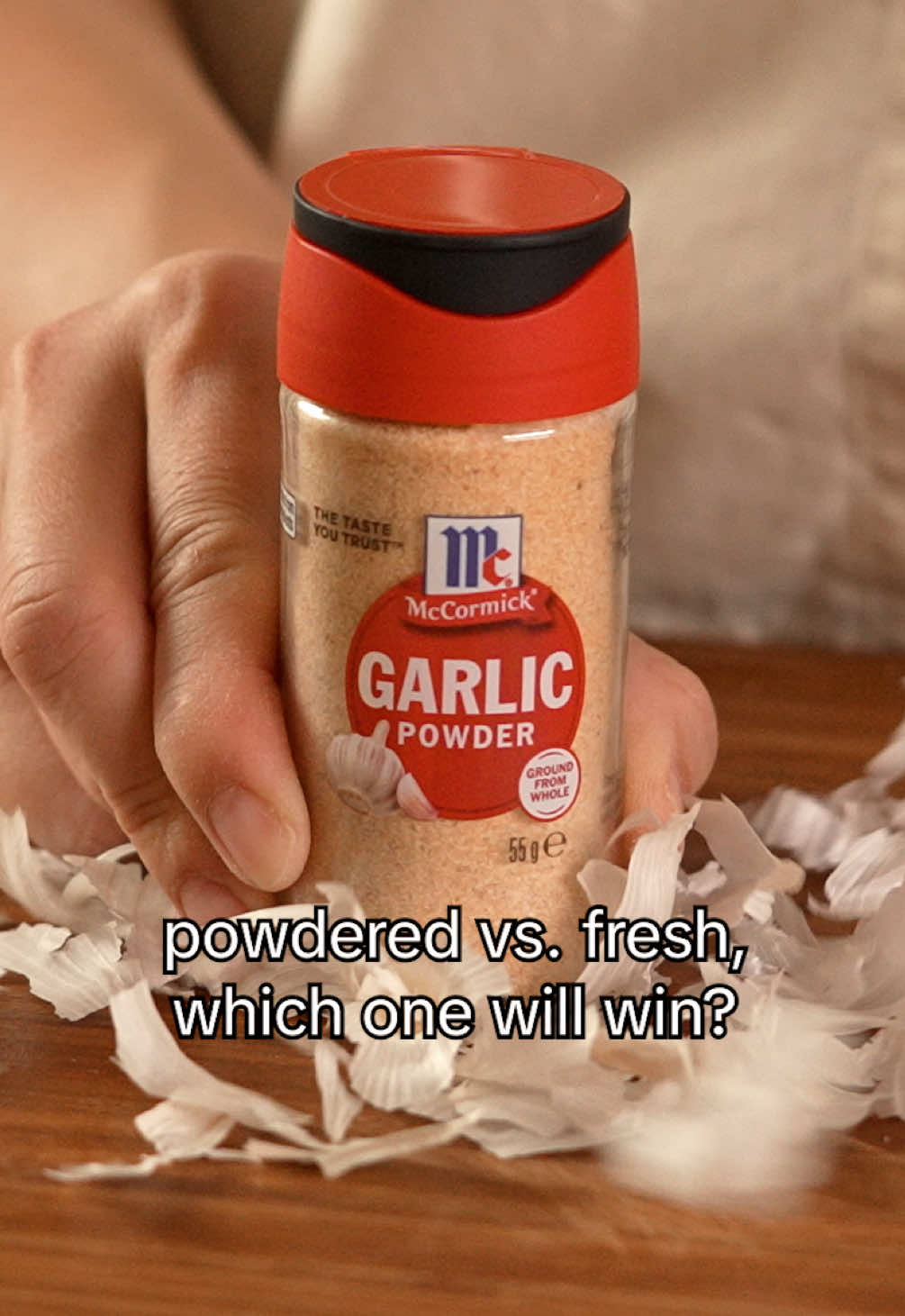 R U TEAM FRESH GARLIC or TEAM GARLIC POWDER? 🧄 We’re TEAM GARLIC POWDER when it comes to, well, EVERYTHING from chicken breast to fried rice for easy, tasty gains! Chop less, lift more 💪🏼 🏷️ Use promo code MCK2025 for $2 OFF every $8 spent on McCormick products in FairPrice (valid now till 31 Dec 2025, online & offline via FairPrice Group and Scan & Go) #ShortcutToSHIOK #ShortcutToSEDAP #McCormickAsia #halal 