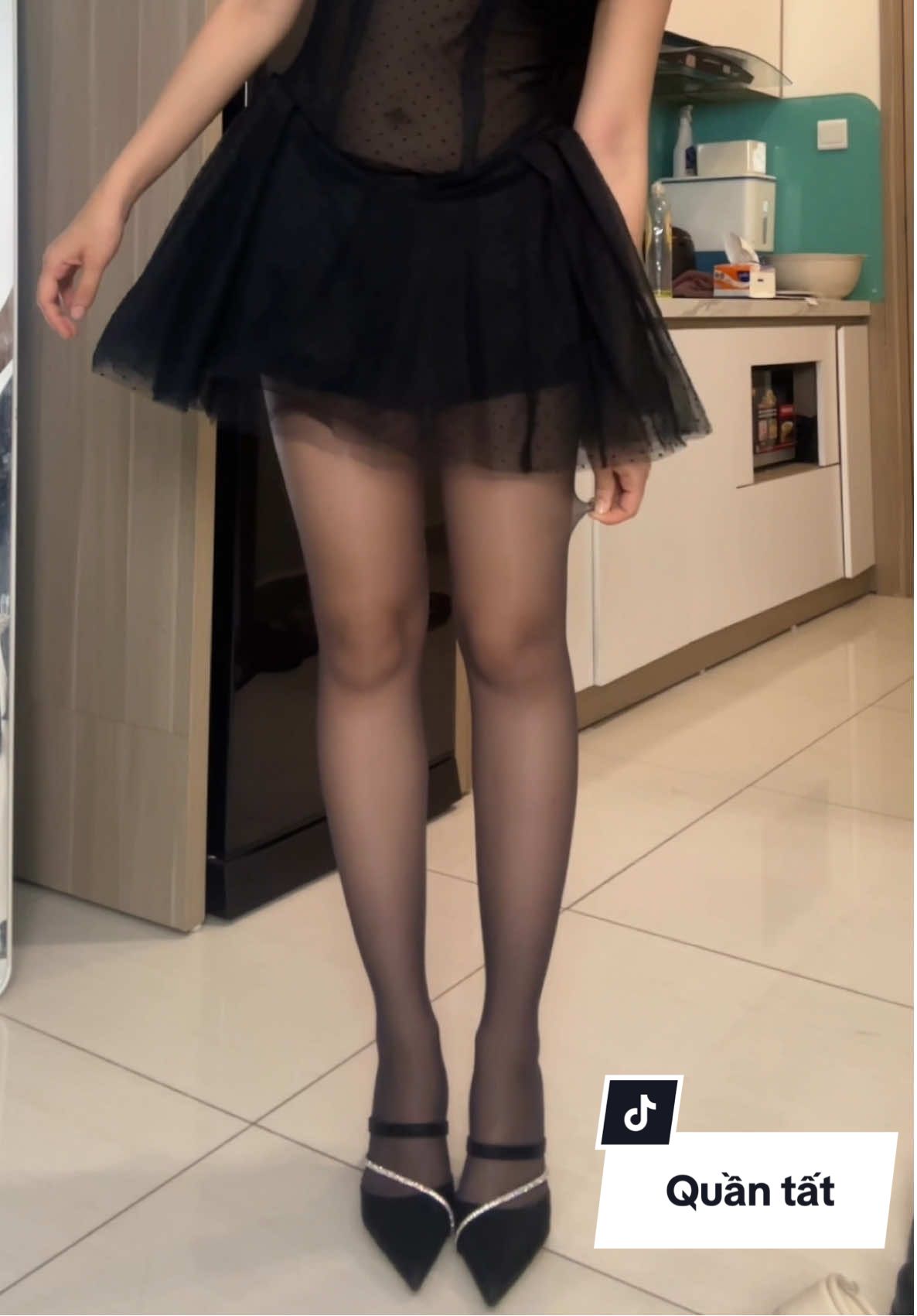 Quần tất quyến rũ màu đen nhà Bunny nè #linhlipreview #quantat #bunnyinhouse #quanvay 