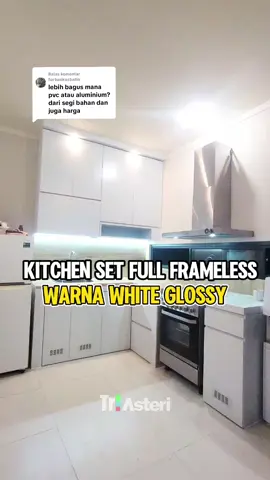 Membalas @fortunikastudio Bagusan Aluminium full framelesz harganya kak 😁 utk ketahanan sama ya 50 :50 lah 🙏 #kitchenset #kitchensetaluminium #typeframeless #interiordesign #furnituredesign 