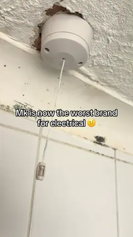 MK what is this 🤣 #electrician #electric #sparky #dayinthelife #fyp 