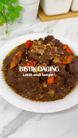 Menu hajatan satu ini, selalu ada di nasi berkat / prasmanan ! Kalian wajib cobain karena ini enak bangett 😭👌🤤  🫕 RESEP BISTIK DAGING SAPI  -500 gr daging sapi -2 buah kentang  BUMBU :  10 Bawang Merah 7 Bawang putih  3 Kemiri  Sedikit Jahe  Sedikit lengkuas  3 kapulaga  3 Cengkeh  1/4 Pala  1 sdt Merica butir  2 Daun salam  1 Sereh  65 ml Santan  Tomat  Cabe rawit  Kecap manis ✏️ cara membuat simak di video  🍳 cookware by @gohappyofficialstore  Panci pink 9 pcs dari “GOHAPPY KOREAN 9” @gohappyofficialstore  dengan Bahan Anti lengket Granite Anti lengket ✅ Handle sambungan panci yang rapi warna sesuai dengan warna panci ✅ stainless bottom sehingga  penyebaran panas lebih merata ✅ Variasi warna vanilla pink dan tosca ✅ Food Grade material ✅ Bebas FPOA, FTFE, Cadmium, Lead  ✅ kualitas premium dengan harga yang terjangkau  ✅ Tebal 3mm (2X LIPAT LEBIH TEBAL) ✅ GARANSI ANTI KARAT Seumur hidup ✅ Semua set isi 9 pcs hanya Rp 660.000 #bistikdagingsapi #bistikdaging #bistikdagingmalang #menuhajatan #menukondangan