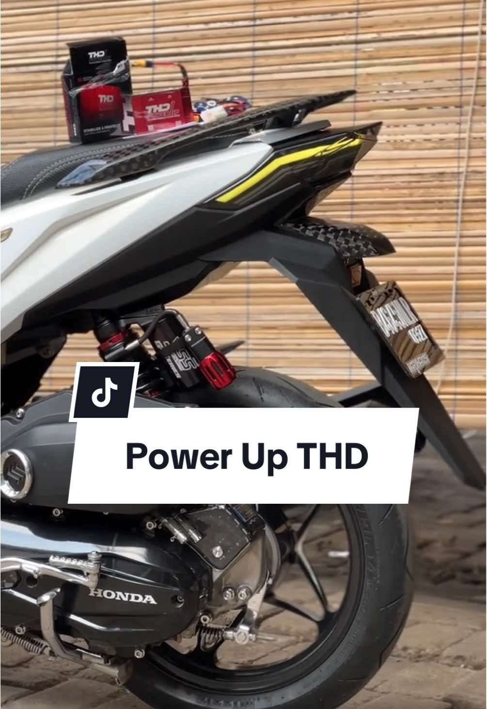 Power up THD ini berfungsi untuk : - Power Up THD Bersifat adjustable bisa set arus voltase luaran nya sesuka hati - Cocok untuk mesin balap total loss yang ketika di gunakan arus aki terus melemah - Untuk motor injeksi / yg pasang lampu BILED brebet saat lampu utama di hidupkan, Power Up THD ini dapat menaikkan dan menjaga arus kerja di angka yg di inginkan. Membuat pengapian, fuelpump, injeksi meningkat tarikan lebih responsif dan performa terjaga. #vario #varioledold #varioputih #fyp 