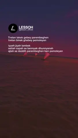 Artinya: saudara laki² tempat berembuk saudara perempuan tempat pulang iya itu dulu sekarang siapa yang banyak hartanya dialah yang jadi perembuk dan tempat pulang #katakatamadura  #fyp 