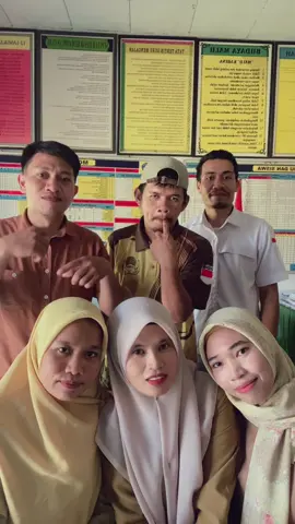 #foryoupageofficiall❤️❤️tiktoklover❤️ #fyp #foryoupageofficiall #guru #funny @Wingssss__ @WAODE ALUMI @zilva💫 @Azun @Uby Kayu @Wa ode 