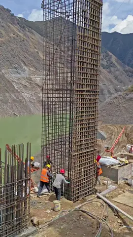 How Deep Do Highway Bridges Really Go?#fyp #foryoupage #knowledge #engineering #construction 
