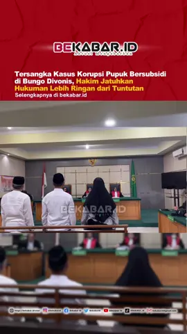 Persidangan kasus korupsi pupuk subsidi Tahun Anggaran 2022 di Kabupaten Bungo kembali menjadi sorotan publik. Tiga terdakwa, yakni Sri Sumarsih selaku pengecer pada CV Abipraya serta dua orang koordinator penyuluh pertanian/tim verifikasi dan validasi pupuk subsidi Kecamatan Batin II Babeko, M Subhan dan Sujadmoko, akhirnya dijatuhi hukuman oleh majelis hakim Pengadilan Negeri Tipikor Jambi, Selasa (22/9/2025). Majelis hakim yang dipimpin Anisa Bridgestirana menilai, berdasarkan fakta hukum yang terungkap sepanjang persidangan, ketiga terdakwa secara sah dan meyakinkan terbukti melakukan tindak pidana korupsi secara bersama-sama. Perbuatan mereka dinilai tidak hanya merugikan keuangan negara, tetapi juga mencederai program pemerintah dalam menyalurkan pupuk subsidi yang semestinya ditujukan untuk kepentingan petani kecil. Namun demikian, majelis hakim tidak sepenuhnya mengabulkan dakwaan primair yang diajukan Jaksa Penuntut Umum (JPU). Ketiga terdakwa akhirnya hanya dijerat dengan dakwaan subsidair Pasal 3 jo Pasal 18 UU No. 31 Tahun 1999 tentang Pemberantasan Tipikor sebagaimana telah diubah dengan UU No. 20 Tahun 2001 jo Pasal 55 KUHP. Dalam putusannya, hakim menjatuhkan vonis berbeda kepada ketiga terdakwa. Sri Sumarsih divonis paling berat, yakni pidana penjara selama 4 tahun 6 bulan serta denda Rp100 juta subsidair 1 bulan kurungan. Ia juga diwajibkan membayar uang pengganti kerugian negara sebesar Rp336 juta. 