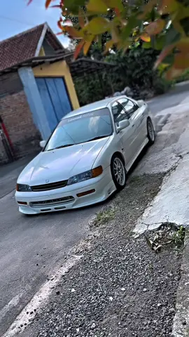 Ready honda accord cielo tahun 94 , siap balap 😎 #hondaaccord #accord #cielo #jualbelimobilseken #fyp 
