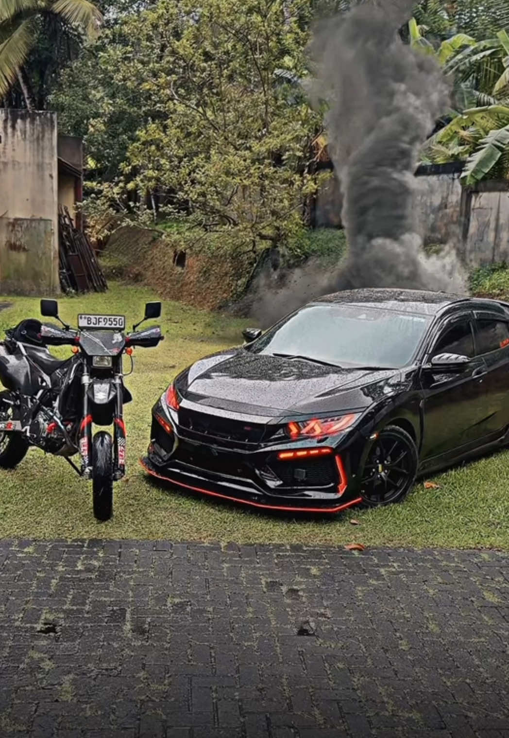 Editing අයියල ඉන්නවද 🫣🤍 #civicturbo #srilankan_tik_tok🇱🇰 #onemillionaudition #drz400sm #civicsrilanka 