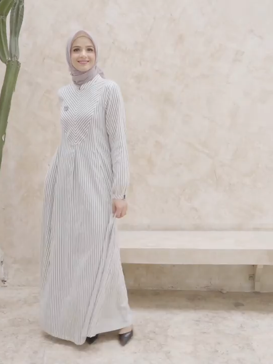Couple outfit goals? Dengan gamis & koko adam hawa salute brown, tampil kompak bareng pasangan jadi makin stylish dan berkesan #gamis #koko #gamiskekinian