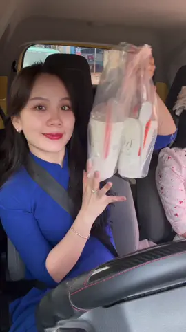 Nhận thành quả sau 1 năm học đầy sự cố gắng và vất vả #vlogcuathu #xuhuong #tiktok #cogiaotieuhoc #viral 