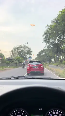Meuni rame 🫳🏻 #toyota #yaris #yarislele #karawang #yarismerah 