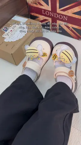 10 điểm dễ thương cho cái đôi sục này 🐝🐝#review #giaydep #depnu #giayxinh #sandal 