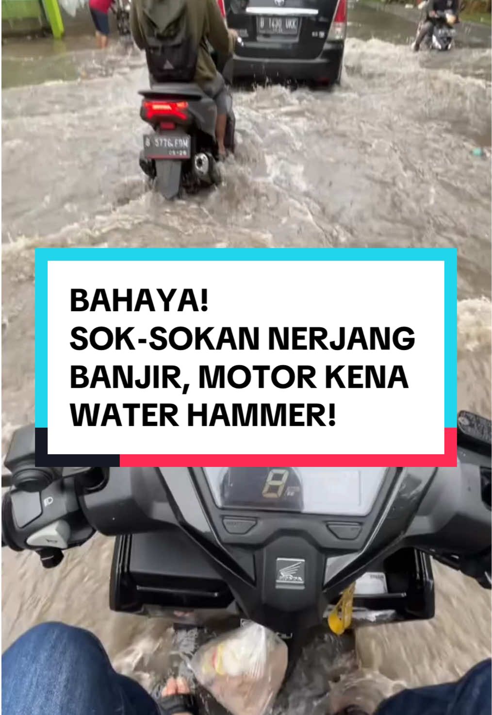 Jangan sok jago nerobos banjir, motor lo bisa tamat gara-gara water hammer! 😱 ————————— Adira Finance berizin dan diawasi oleh Otoritas Jasa Keuangan #MomotoranAsikTerus #MomotorID #AdiraFinance