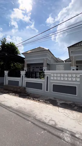 Rumah Type 110  Tersedia 1 Unit Terakhir  ✅ JL : Danau Sentarum / Suka Mulya  ✅ Pontianak Kalimantan Barat  ➖➖➖➖➖➖➖➖➖➖➖ Rumah Type 110 Dengan Ukuran Tanah 8.40 x 26 M ➖➖➖➖➖➖➖➖➖➖➖ Spesifikasi Bangunan SBB  - Rumah Type 110  - UK Tanah 8.40 X 26 Meter  - 3 kamar Tidur  - 2 kamar Mandi  - Air Bersih Pdam - Listrik 2200 kWh  - Rangka Baja Ringan  - Lantai Granite 60 x 60  ➖➖➖➖➖➖➖➖➖➖➖ ✅Harga Rp 825.000.000 JT ✅Dijual Cash / KPR BANK  ✅ Boking Unit Rp 10,000,000 JT ➖➖➖➖➖➖➖➖➖➖➖ BONUS  1. Plapon Bermotif  2. Lampu LED&sky Light  3. Lampu Gantung Ruang Tamu  4. kaca Bevel Ruang Tamu  5. Moulding Dinding Ruang Tamu  6. Badrop TV  7. Taman Ruang Tamu  8. Taman Mini Depan  9. Pagar Keliling  10. Pagar Besi Dorong  11. Pintu Geser Aluminium  12. Canopy  13. Carport Mobil  14. Carport Keramik  15. Closed Duduk  16. Shower  ➖➖➖➖➖➖➖➖➖➖➖ Informasi Survey Dan Pemesanan  MEDIA PROPERTY PONTIANAK  WhatsApp : 0896 9258 8886 ➖➖➖➖➖➖➖➖➖➖➖ #pontianak #kalbarpontianak #rumahdijual #kalimantanbarat #ptk 