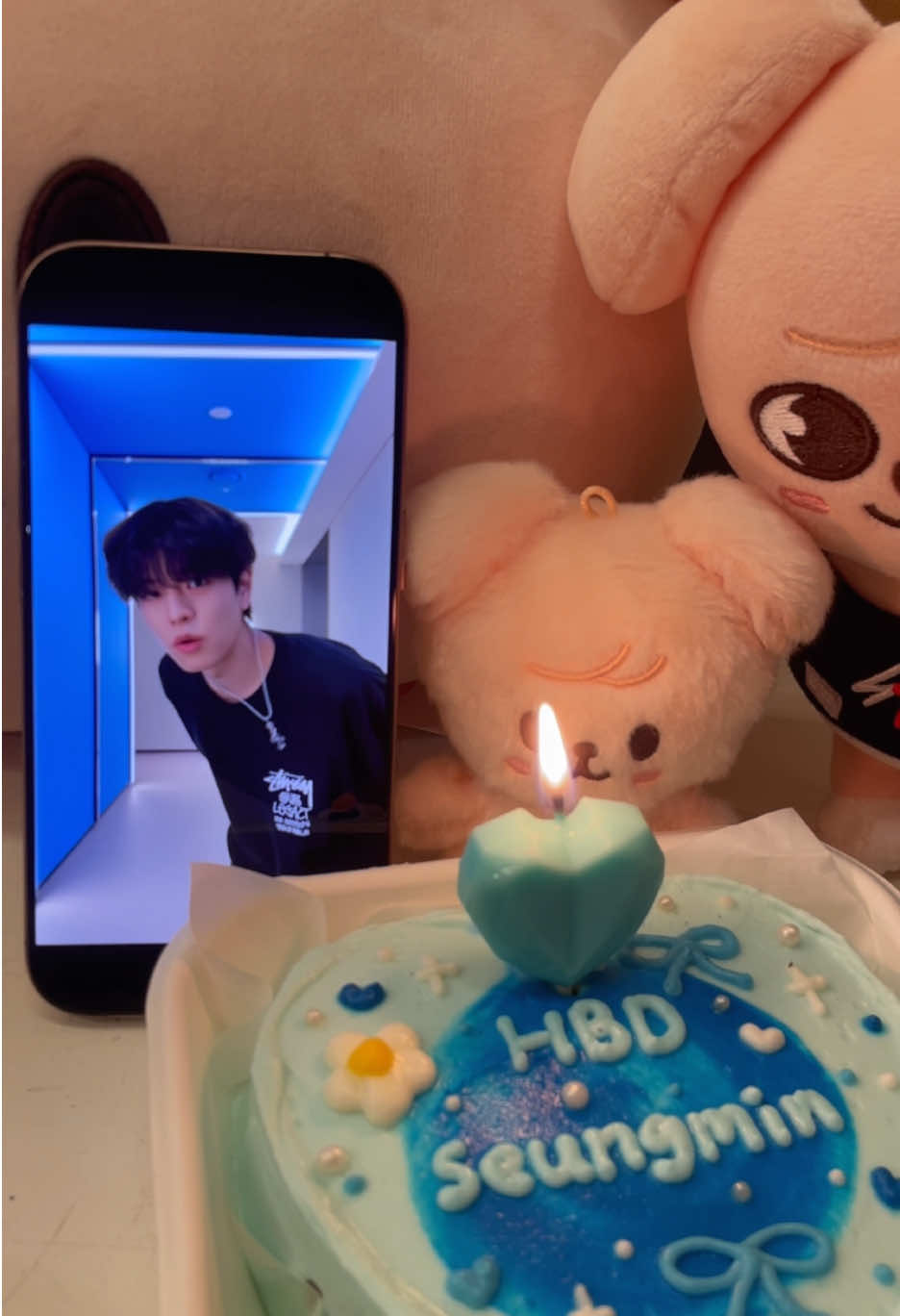 It's 🐶’s birthday🎂 유튜브라이브도 곧 찾아올게요..🐾☀ #StrayKids #스트레이키즈 #승민 #Seungmin #HappySeungminDay 