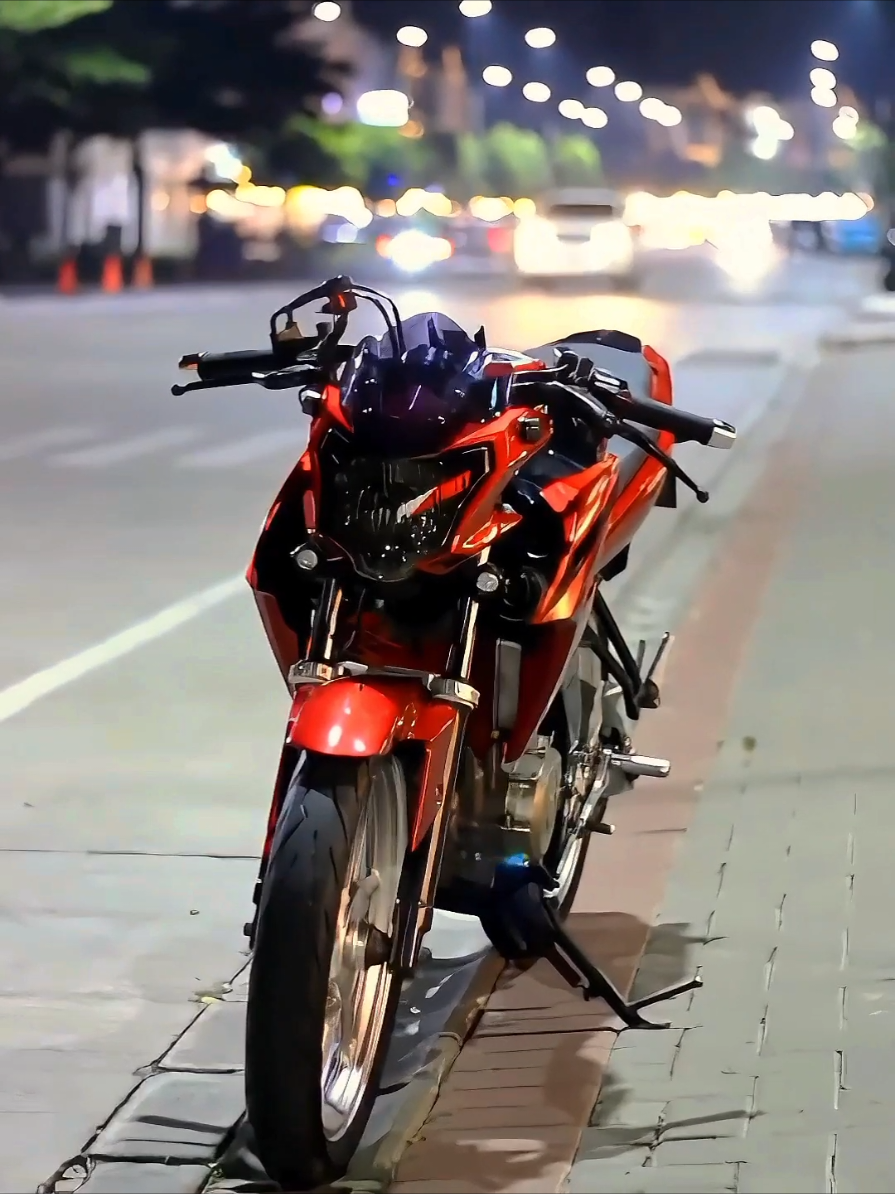 motor yg gada perubhannya🫡🫡 #vixion_modifikasi #emonn_4 #vixionkomorodstyle #vixionroadrace #fyp 