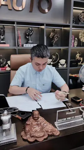 Từ bàn giấy đến showroom và xưởng xe. Từng bước đi, từng quyết định, tất cả vì một mục tiêu. #LAgroup #longanhauto #vyphuong #Lifestyle 
