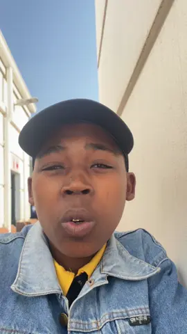 Yekelani umjolo phansi uzoze ushay’we i stroke😂😂#fyp #foryoupage #fypp #trending #viral 