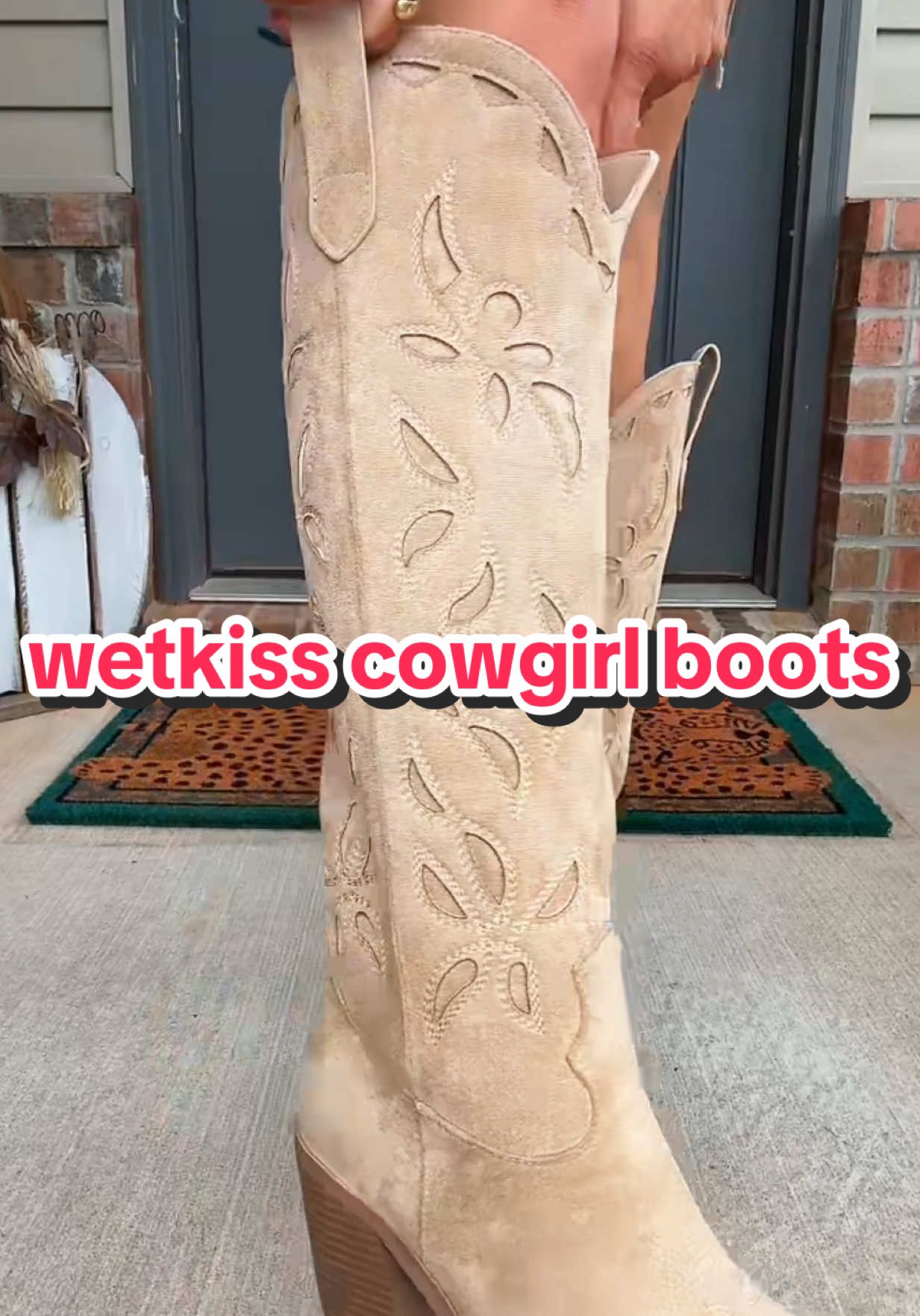 Fall outfit made easy 🍂 These suede cowboy boots are true to size, crazy comfy, and the cutest pair you’ll wear all season! #cowboyboots #westernstyle #tiktokshopblackfriday #womensboots #cowgirlboots @wetkissshoes 