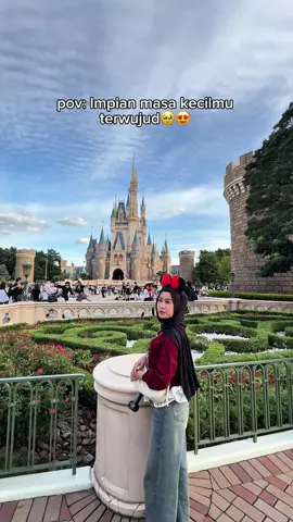 🥹🥹😍😍 #tokyodisneyland #disneylandtokyo #disneyland #naddmuabogor 