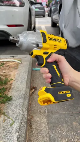 20V 600Nm Brushless impact Wrench #dealsforyoudays #foryou #xyzbca #NovaTopFinds #TikTokShopBacktoSchool