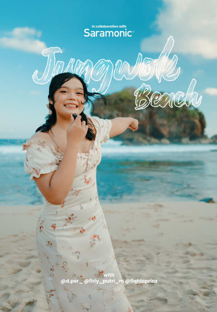 Vibes pantai emang gak pernah gagal, valid gak ges? 🤪 Kali ini kita bikin video seru-seruan lagi di pantai bareng @Dimas Perdana @qhiza @bapack🗿🗿 . Ini merupakan kolaborasi terbesar saya karena langsung mendapatkan kesempatan buat collab bersama pencetus #wannaexplore yang sangat keren dan terkenal itu, siapa yang gak kenal beliau? 😋🤩 Dan tentunya keseruan kemarin juga ditemani oleh mic saramonic air dari @Saramonic Indonesia a gunakan untuk merekam segala keseruan-keseruan yang terjadi selama hunting kemarin! Didukung juga dengan ukurannya yang compact hanya 11 gram bisa dengan mudah ditaruh dan dibawa kemana aja! Masalah hasil? Jangan diragukan lagi karena “Yang Bagus Gak Perlu Mahal” 😏 #fyp #SaramonicAir #MoreInLess #cinematicvideo 