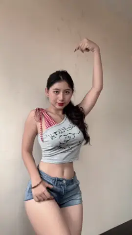 ခုတစ်လောဒီသီချင်းလေးဓတ်ကျနေလို့🫶❤️