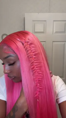 Wig From @Kalashow Hair 30inch only $109. Color dying process dropping tomorrow🎀🩷 #pinkhair #pinkwig #613wig #kalashowhair #613 