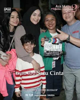 Walau ada dua Ibu untuk Baskara, Namun rasa sayang dan cintanya melekat menjadi satu … Saksikan kisah haru yang semakin dalam di Air Mata di Ujung Sajadah 2 tayang di bioskop 23 Oktober 2025. @Titi Kamal @Citrakirana @FAQIH_ ALAYDRUSS @Daffa Wardhana @jennyrachman18 @Mamangosa @Mbok Tun  @Mama Key  #beehavepictures #airmatadiujungsajadah #airmatadiujungsajadah2 #duaibusatucinta